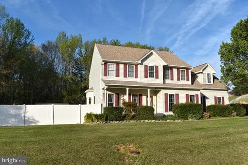 7211 CATTAIL COURT - Photo 1
