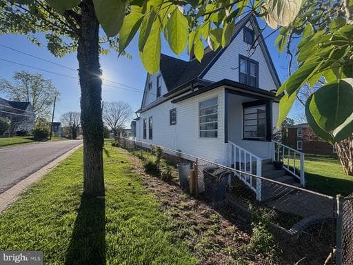 151 Howard Ave, Halethorpe, MD 21227-2924, United States - Photo 1