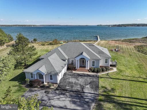 5227 BROOKS ROAD - Photo 1