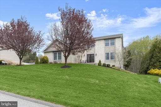 1 SCOTT NORMAN COURT - Photo 1
