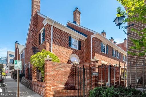 402 SECOND STREET - Photo 1