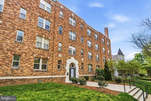 1831 2ND STREET 207 - Photo 1