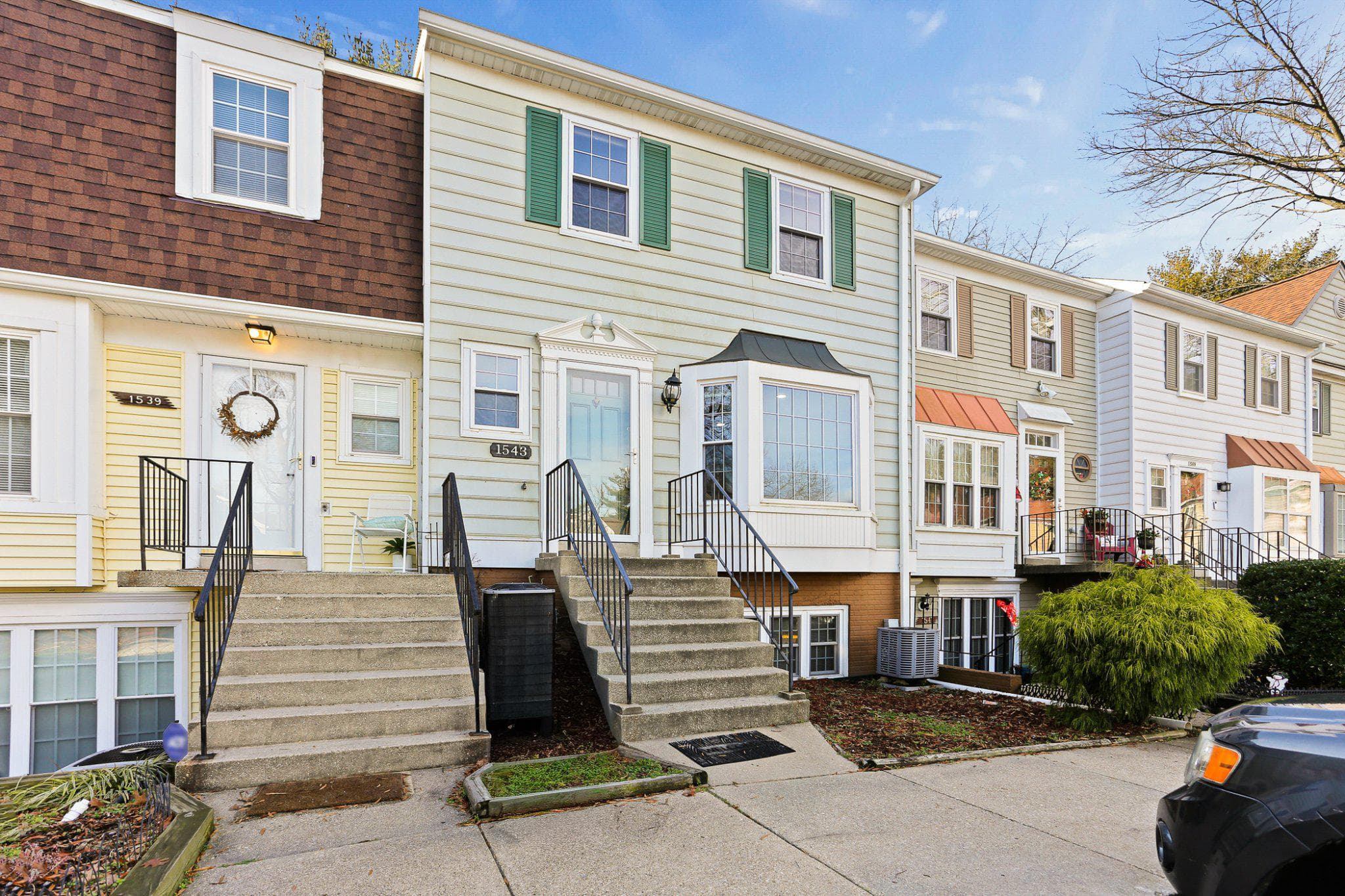 1543 Marlborough Ct, Crofton, MD 21114-1109, United States - Photo 1