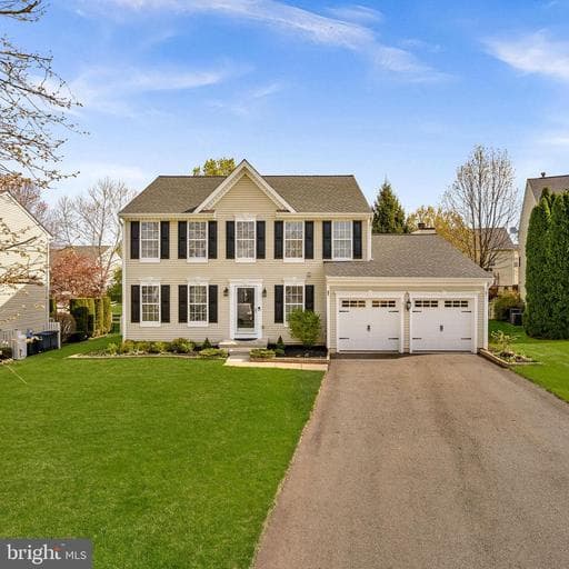 35786 CHAPEL HILL COURT - Photo 1