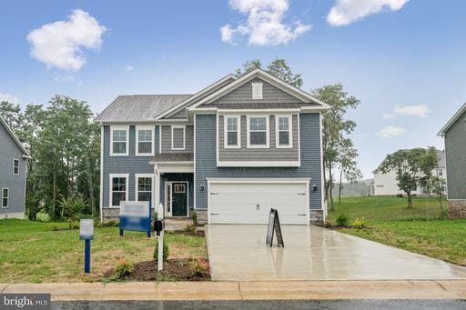 12 AVONWOODS COURT - Photo 1