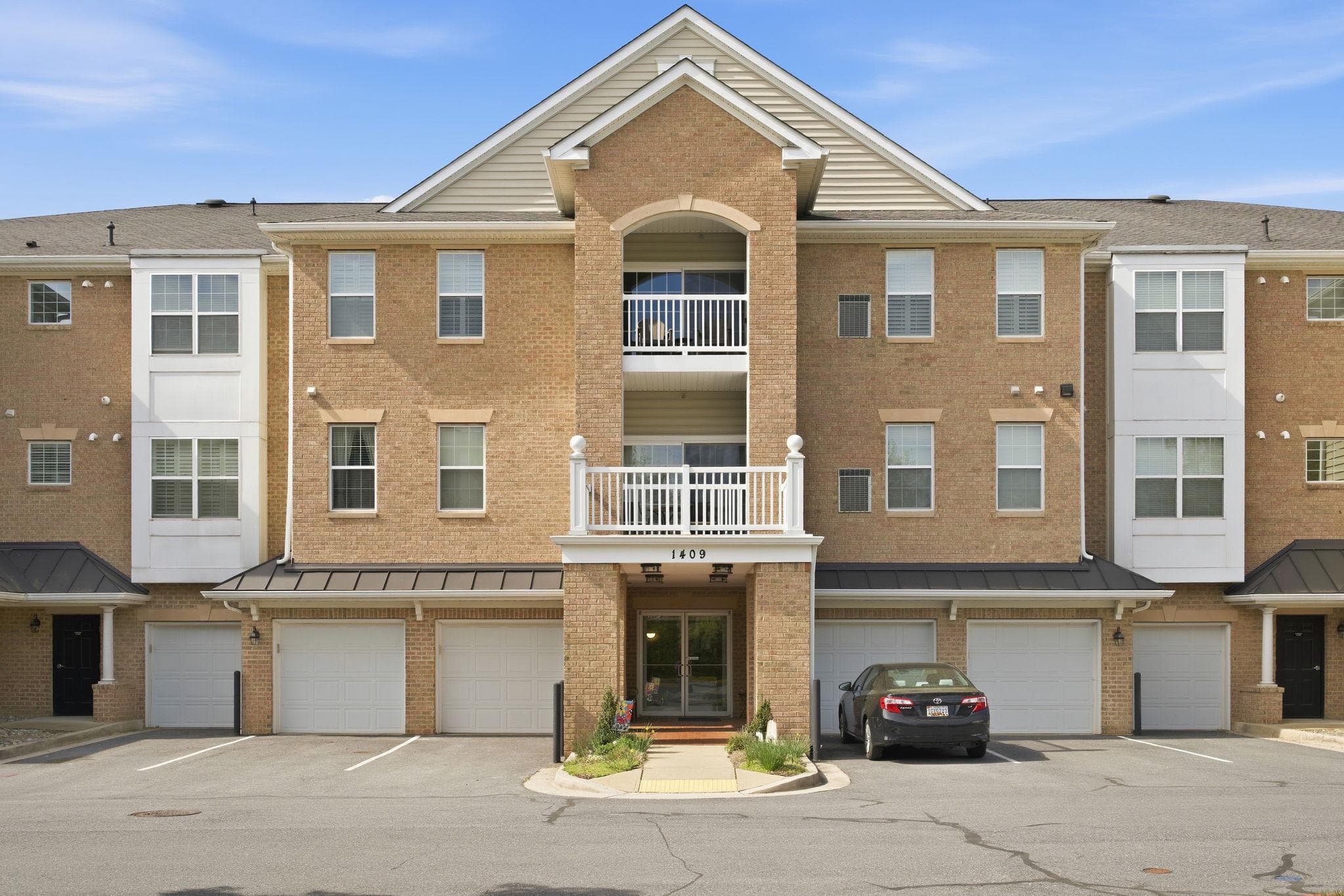 1409 WIGEON WAY 104 - Photo 1