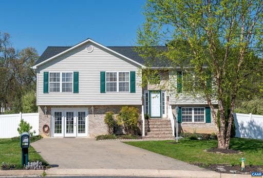 225 MAYFIELD LN,WAYNESBORO,VA,22980,WAYNESBORO CITY - Photo 1