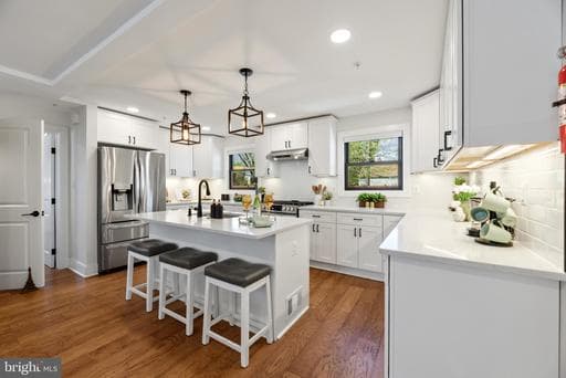 152 JEFFERSON STREET - Photo 1