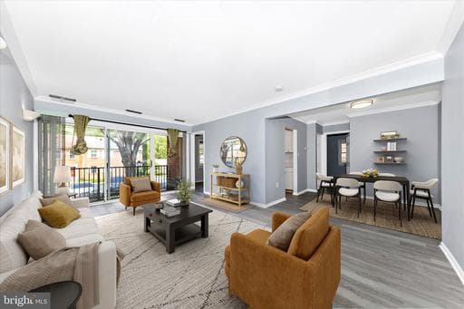 884 COLLEGE PARKWAY 201 - Photo 1