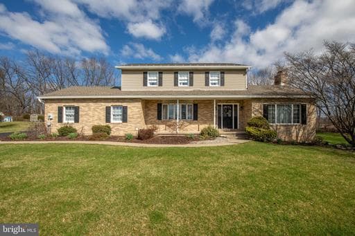 783 AMERICAN GENERAL DRIVE - Photo 1