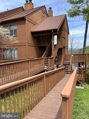 140 THE HILL 21-B - Photo 1