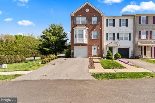 128 SENTRY RIDGE - Photo 1