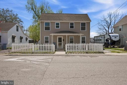 14 W WALNUT STREET - Photo 1