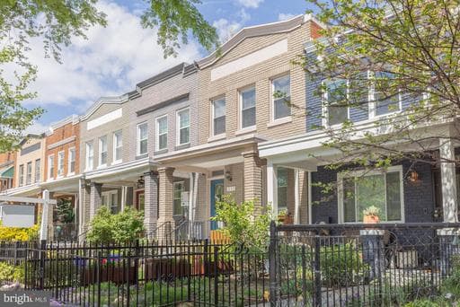 312 BRYANT STREET - Photo 1