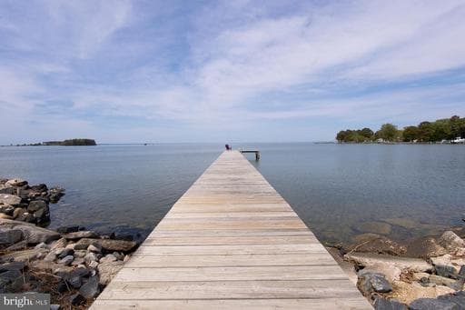 724 TWIN POINT COVE ROAD - Photo 1
