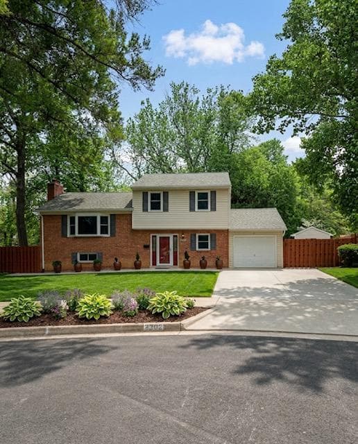 3302 CHICAMUXEN COURT - Photo 1