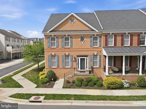 22575 WILLINGTON SQUARE - Photo 1