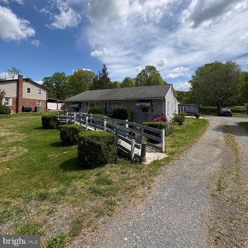 8670 FAIRGROUND ROAD - Photo 1