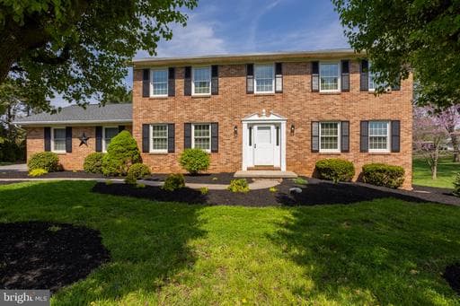 1921 Twin Lakes Dr, Jarrettsville, MD 21084-1928, United States - Photo 1