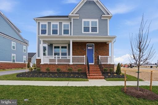 603 HARRINGTON STREET - Photo 1