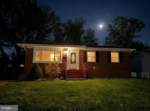 8907 MAPLEBROOK ROAD - Photo 1