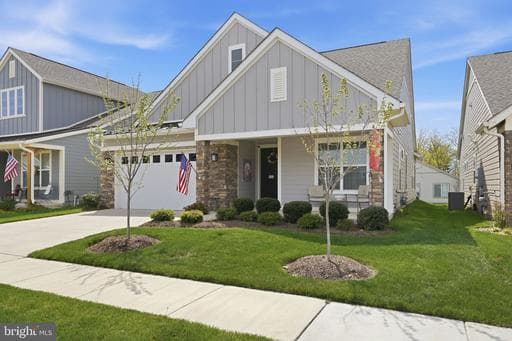 152 MILKWEED DRIVE - Photo 1