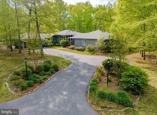 41249 BRENDA COURT - Photo 1