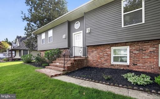 225 NICHOLS MANOR DRIVE - Photo 1