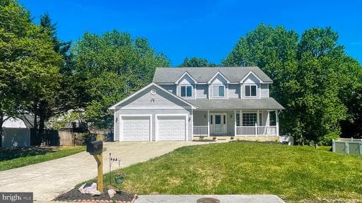 10384 Chamberlin Ct E, Waldorf, MD 20601-3946, United States - Photo 1