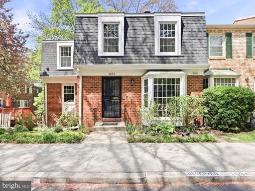 1654 ALBERMARLE DRIVE - Photo 1