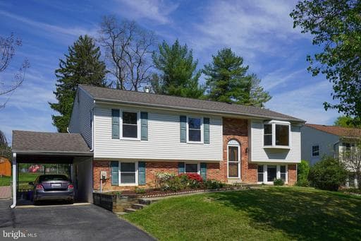 4601 PRESTWOOD DRIVE - Photo 1