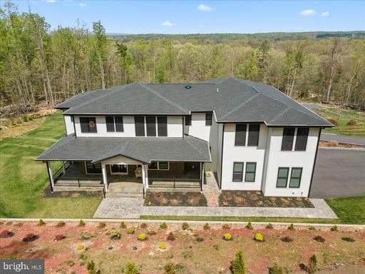 138 WOODED LANE - Photo 1