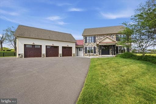 2230 JONES ROAD - Photo 1
