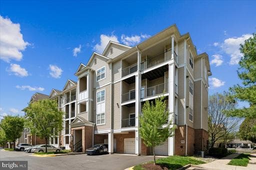 19623 Galway Bay Cir, Germantown, MD 20874-4612, United States - Photo 1