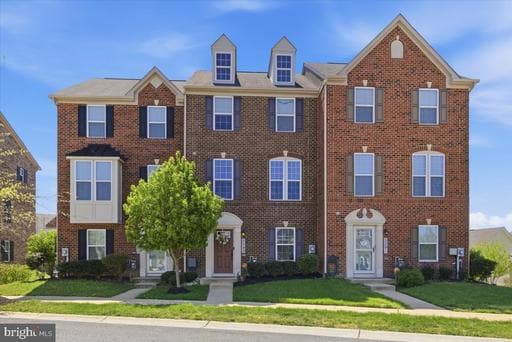5593 BARNSTORMERS LANE - Photo 1