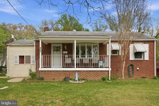 9809 52nd Pl, College Park, MD 20740-4601, United States - Photo 1