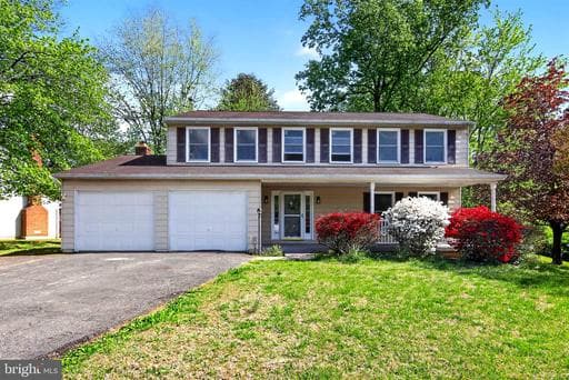 4884 Tobacco Way, Woodbridge, VA 22193-3222, United States