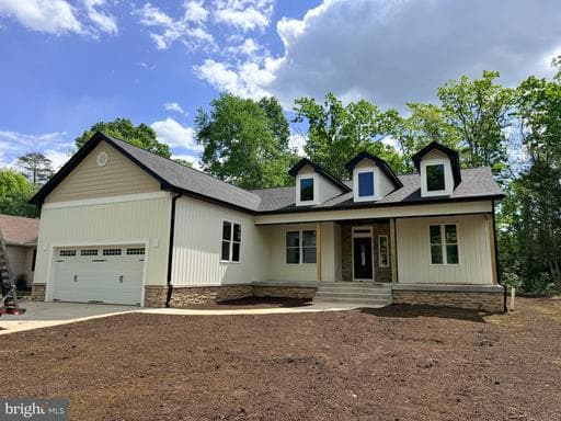 507 Liberty Blvd, Locust Grove, VA 22508-5132, United States - Photo 1