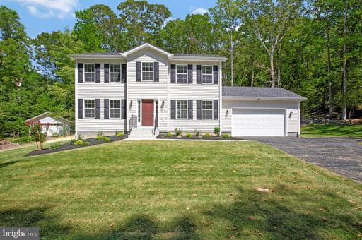 8 E Poplar Ln, Indian Head, MD 20640-1608, United States - Photo 1