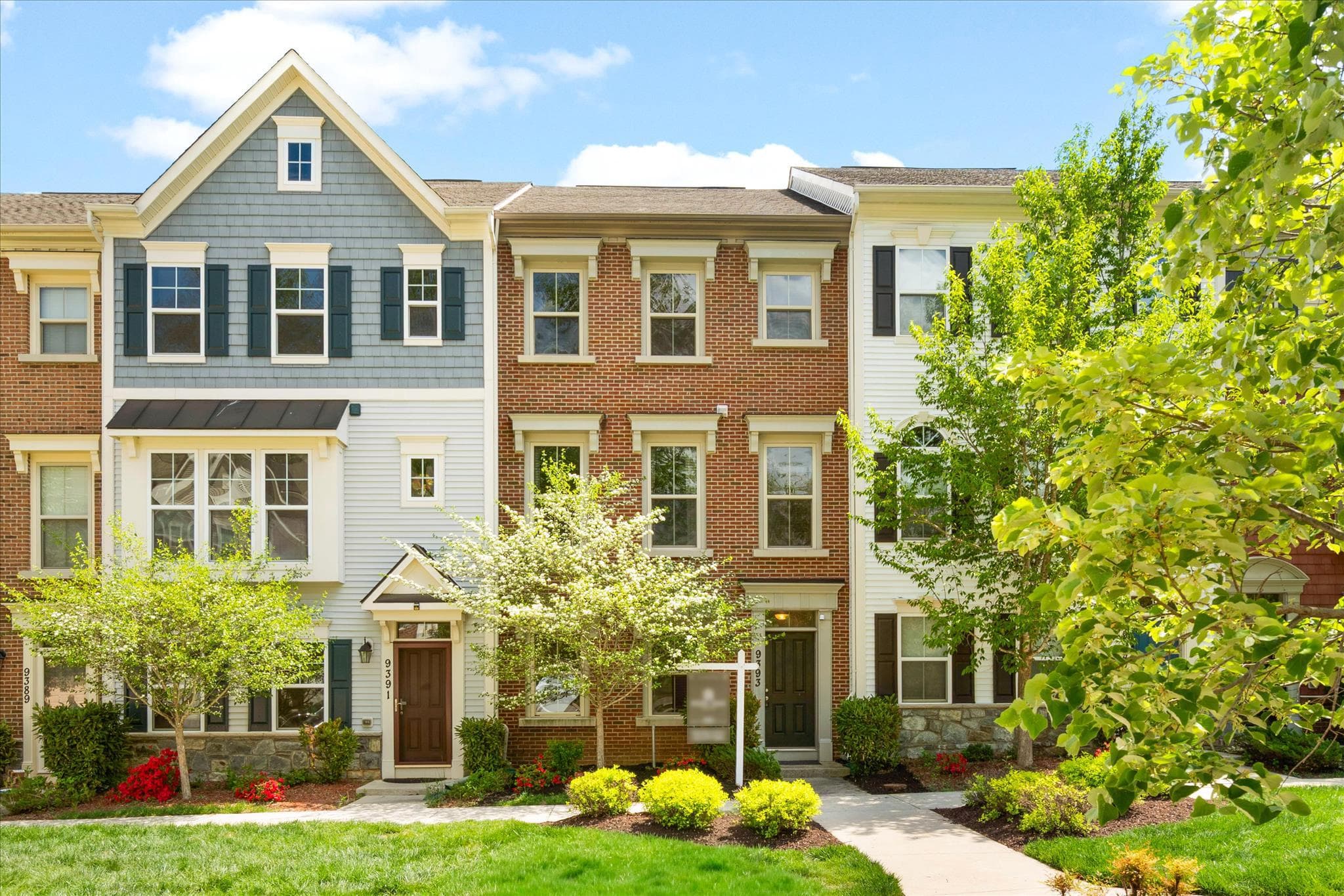 9393 ROCK RIPPLE LANE - Photo 1