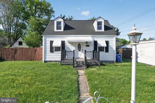 6810 PICKETT DRIVE - Photo 1