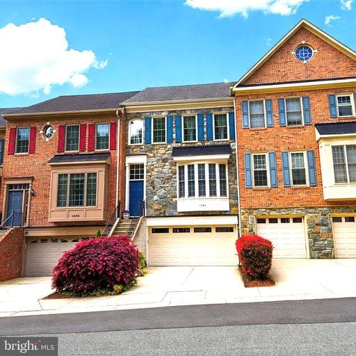 1040 GRAND OAK WAY - Photo 1