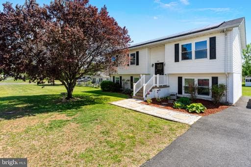 10844 BLAKE LANE - Photo 1
