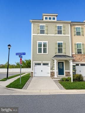 8229 SEAWORTHY WAY - Photo 1