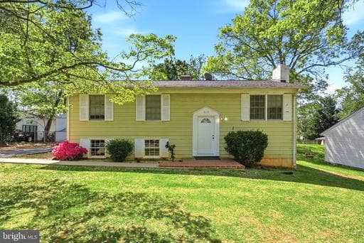 219 LESCO BOULEVARD - Photo 1