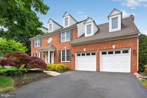 2808 Gibson Oaks Dr, Herndon, VA 20171-2287, United States - Photo 1
