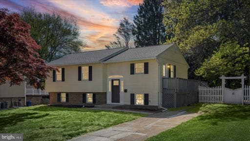 804 SUBURBIAN ROAD - Photo 1