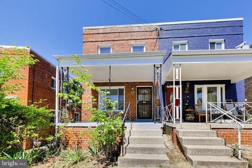 530 INGRAHAM STREET - Photo 1