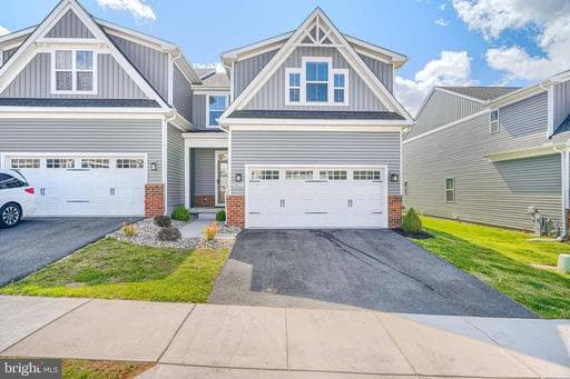 2422 STEAMBOAT WAY - Photo 1