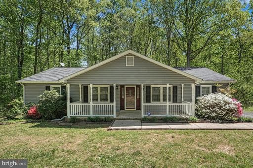64 HILLCREST DRIVE - Photo 1